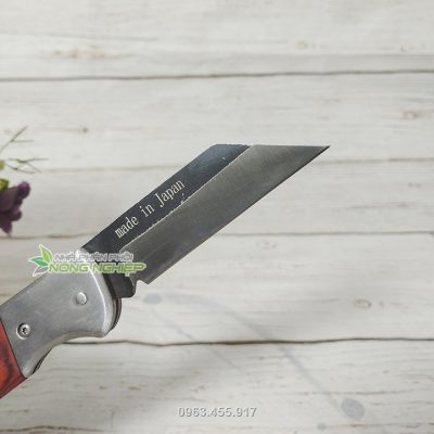 Lưỡi dao sắc bén có khắc logo chống hàng giả